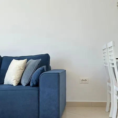 Deep Blue Sea View Apartment