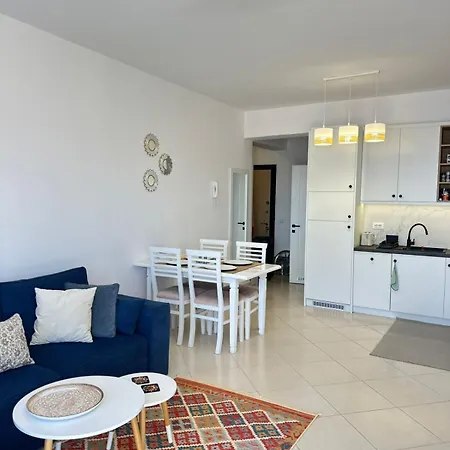 Deep Blue Sea View Apartment